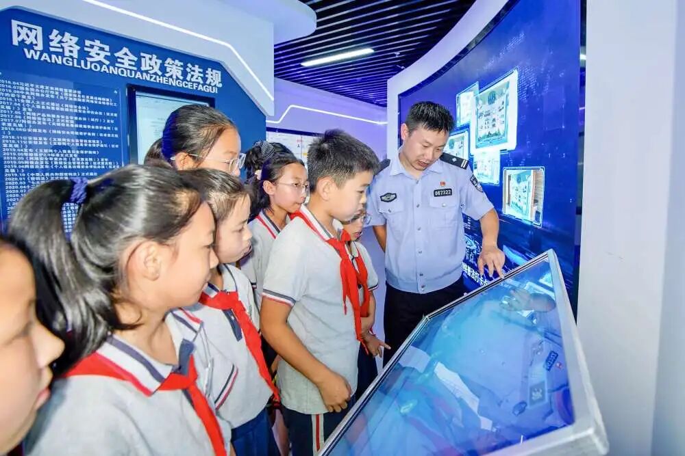 2025121015281765351719572006582.jpg 2025121015281765351719572006582.jpg